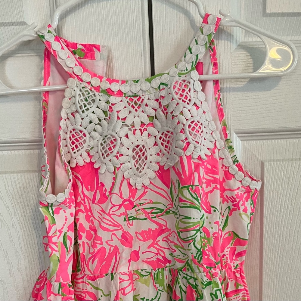 Size 12 Lilly Pulitzer girls dress very bright and vibrant colors beautiful